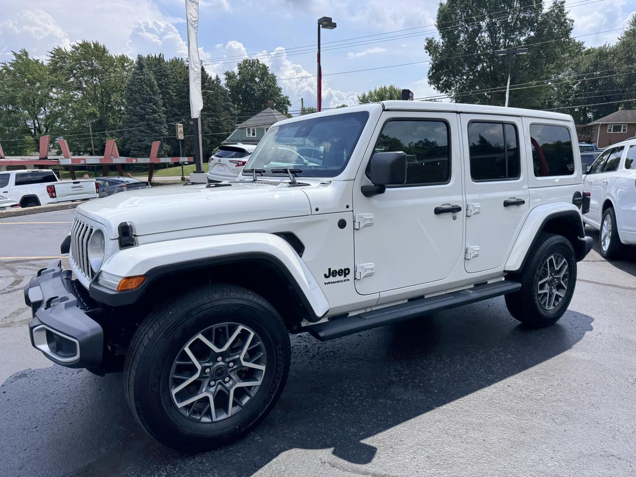 Jeep Wrangler Sahara 4 Door 4x4 2025