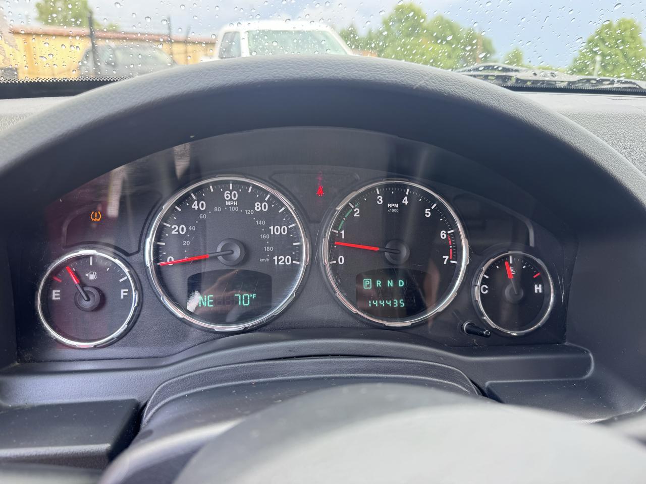 Jeep Liberty 4WD 4dr Sport Latitude 2012