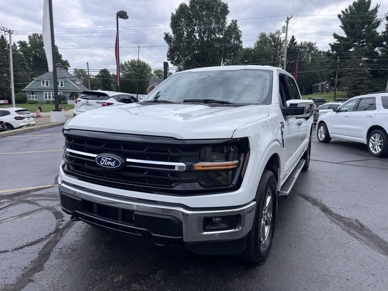 Ford F-150 XLT 4WD SuperCrew 6.5' Box 2024