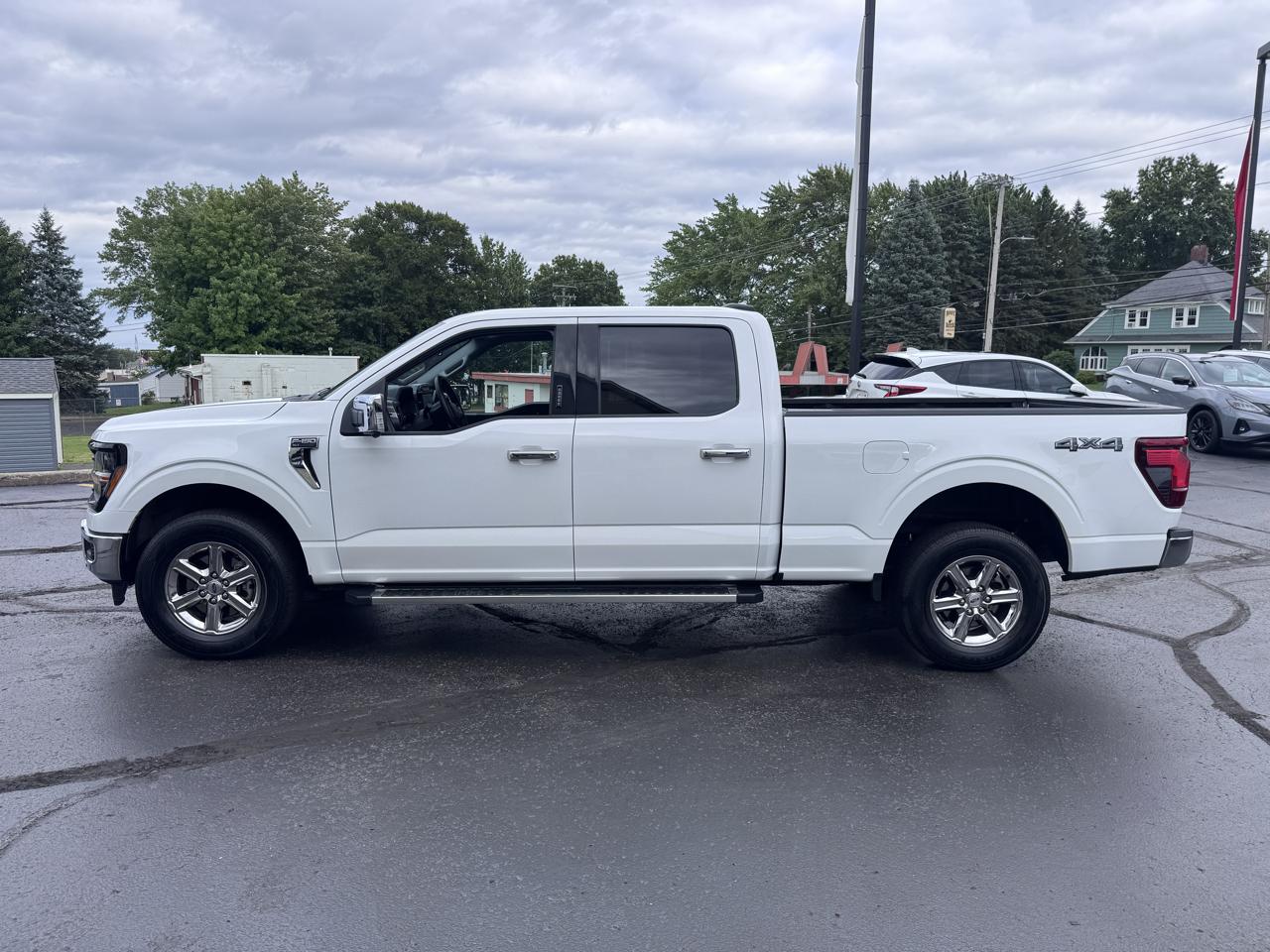 Ford F-150 XLT 4WD SuperCrew 6.5' Box 2024