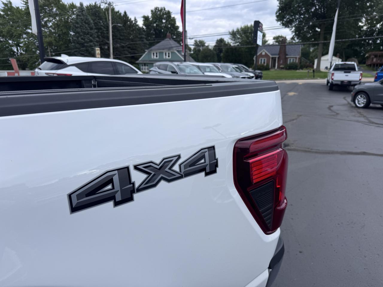 Ford F-150 XLT 4WD SuperCrew 6.5' Box 2024