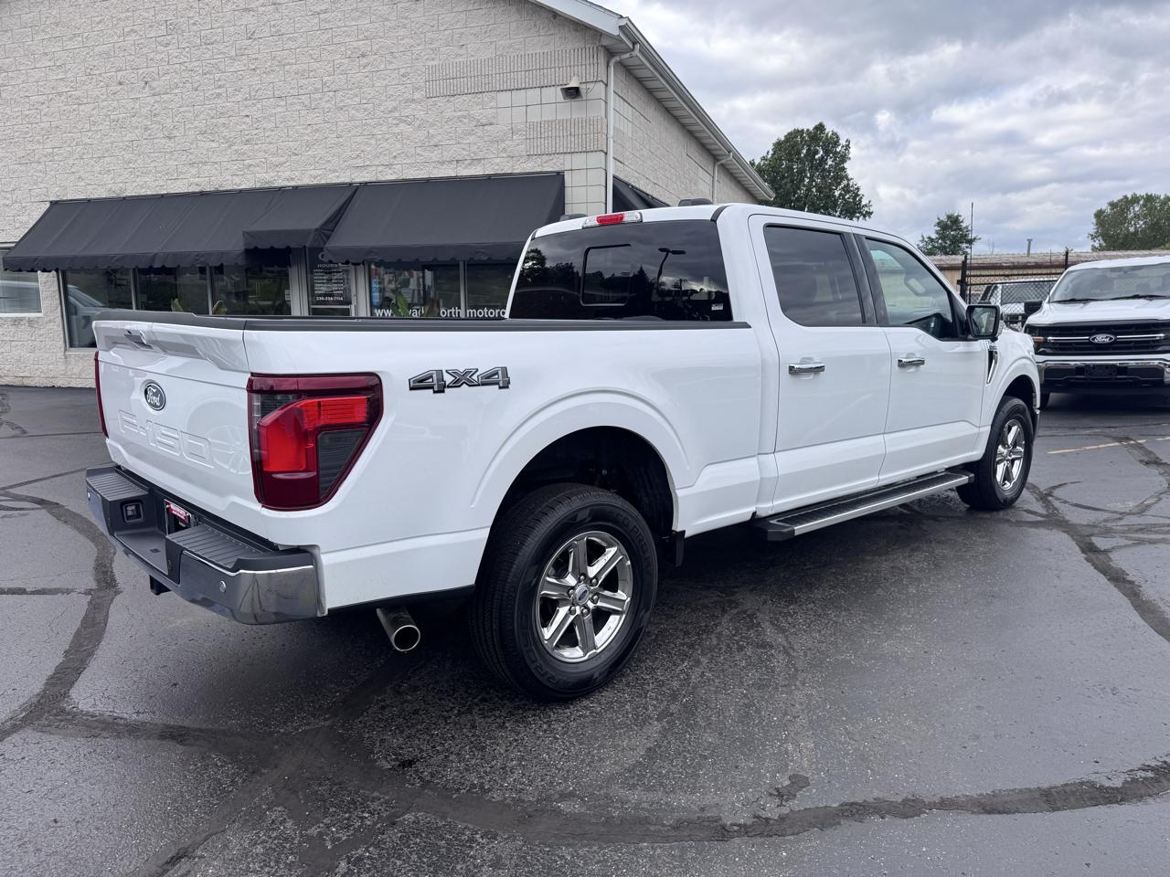 Ford F-150 XLT 4WD SuperCrew 6.5' Box 2024