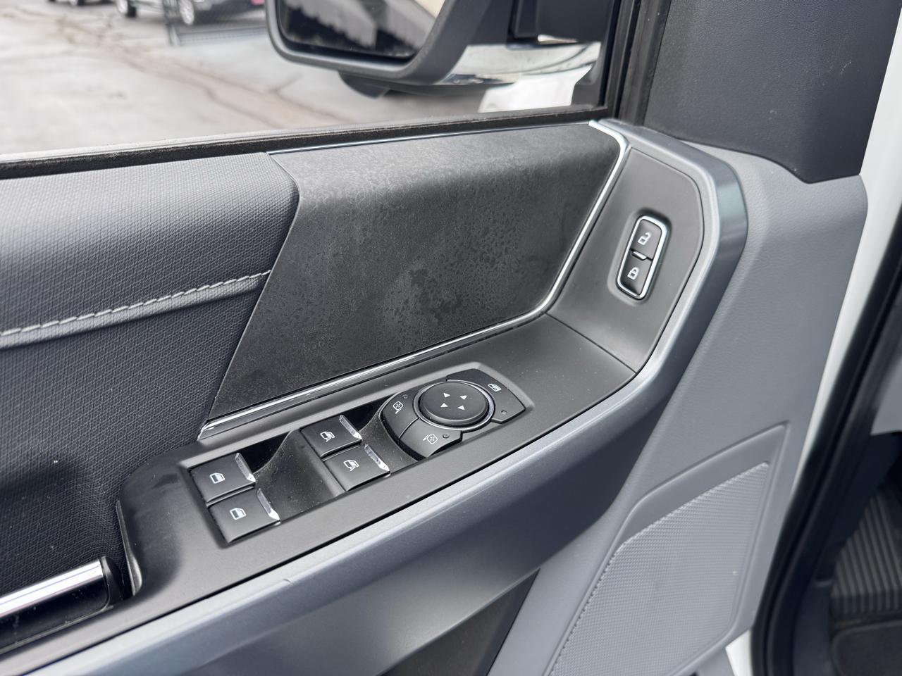 Ford F-150 XLT 4WD SuperCrew 6.5' Box 2024