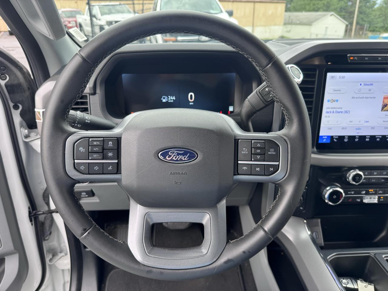 Ford F-150 XLT 4WD SuperCrew 6.5' Box 2024
