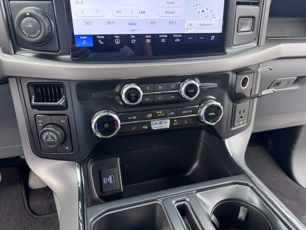 Ford F-150 XLT 4WD SuperCrew 6.5' Box 2024