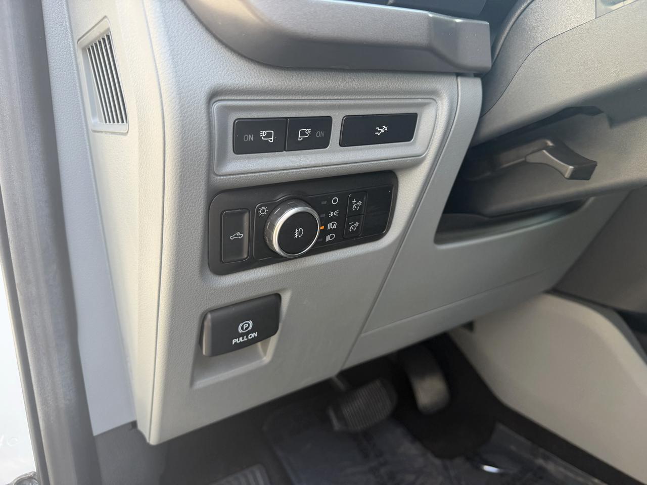 Ford F-150 XLT 4WD SuperCrew 6.5' Box 2024