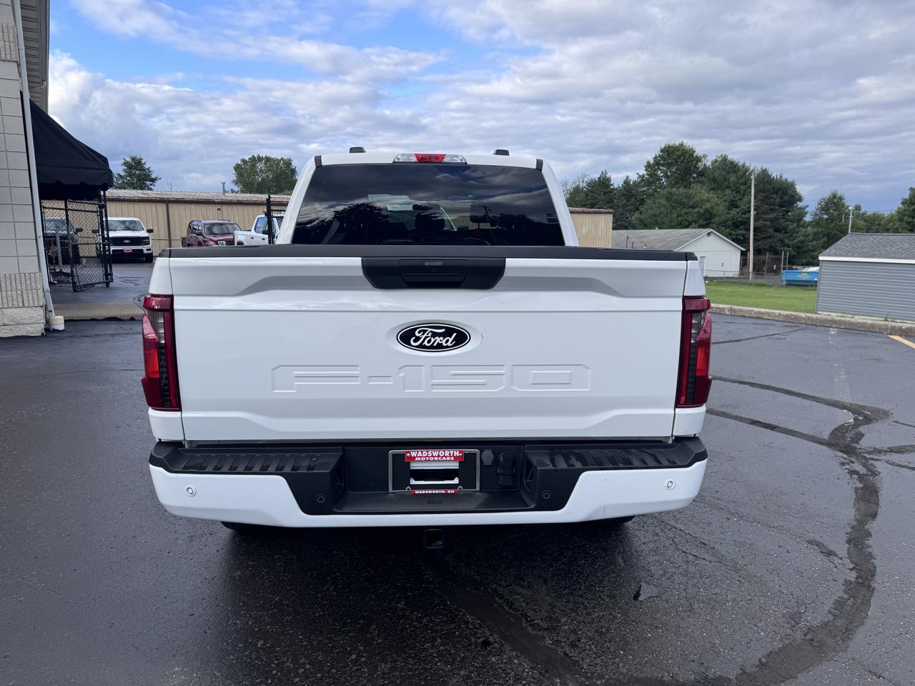 Ford F-150 STX SuperCrew 4WD 2024