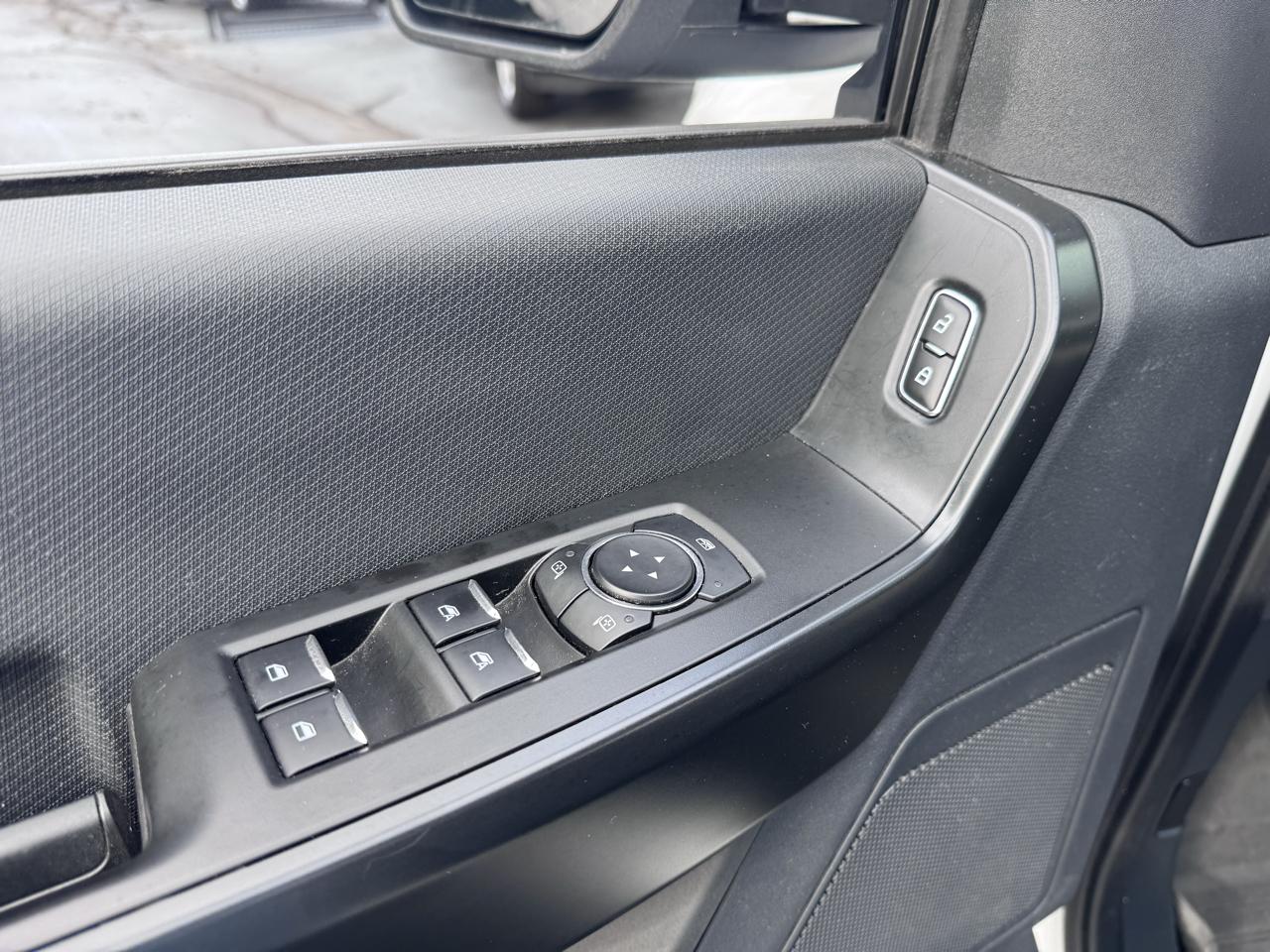 Ford F-150 STX SuperCrew 4WD 2024