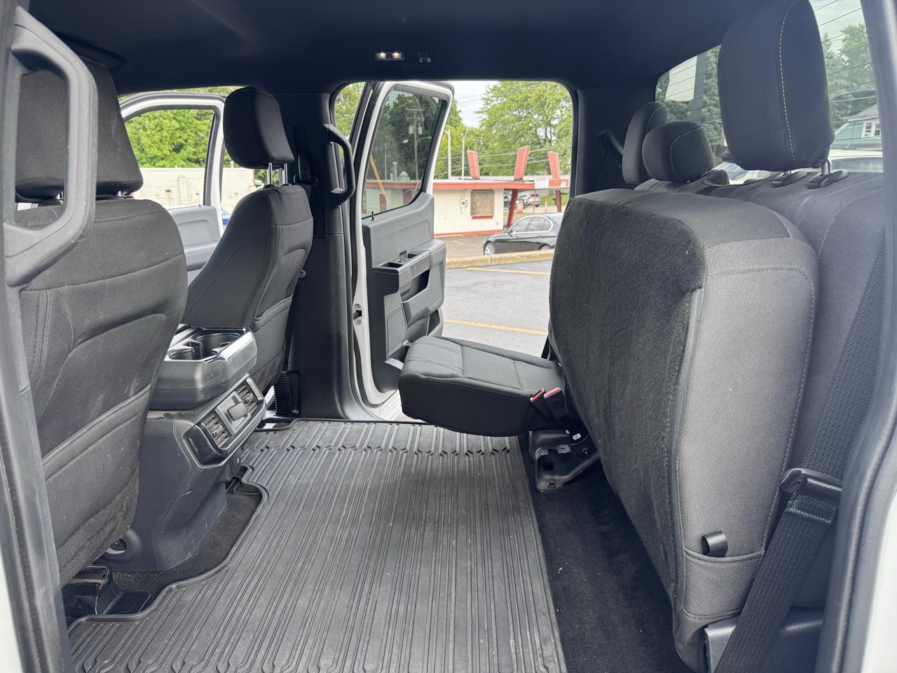 Ford F-150 STX SuperCrew 4WD 2024