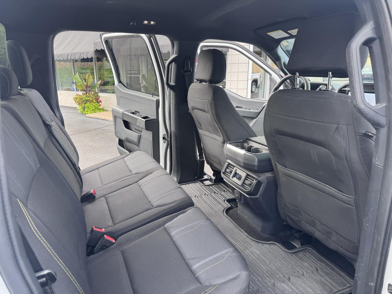 Ford F-150 STX SuperCrew 4WD 2024