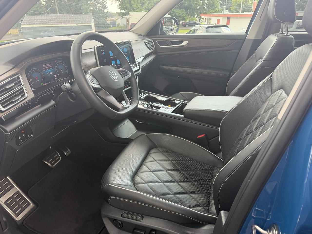 Volkswagen Atlas 2.0T SEL Premium R-Line 4MOTION 2026