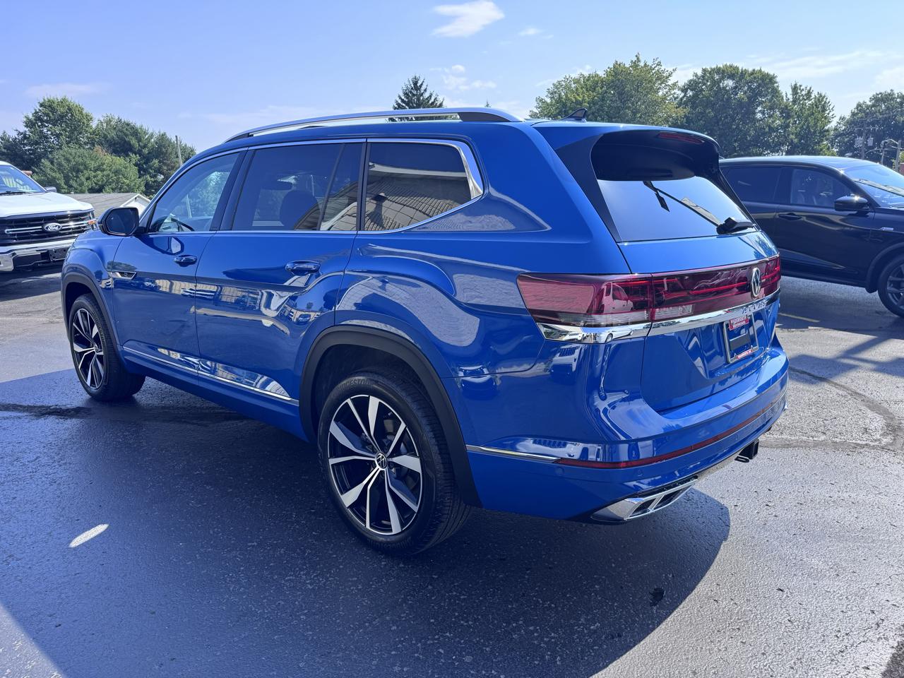Volkswagen Atlas 2.0T SEL Premium R-Line 4MOTION 2026
