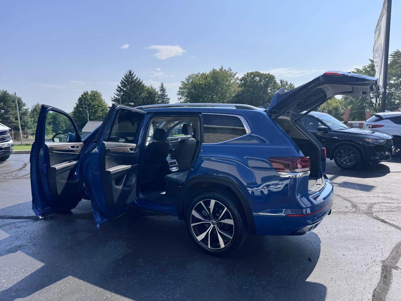 Volkswagen Atlas 2.0T SEL Premium R-Line 4MOTION 2026