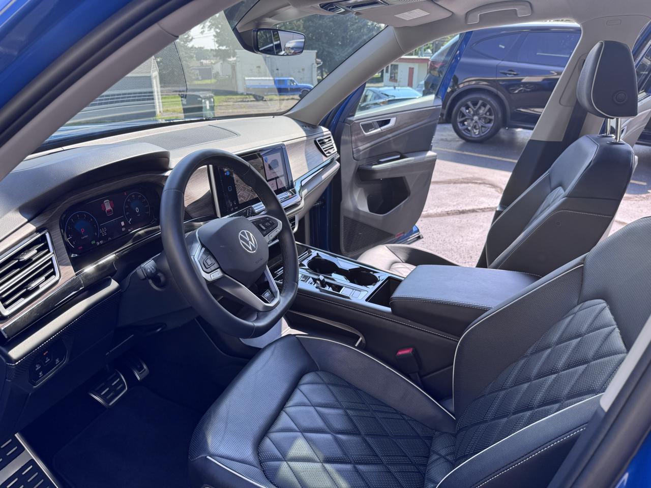 Volkswagen Atlas 2.0T SEL Premium R-Line 4MOTION 2026