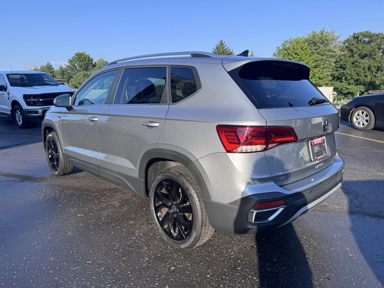 Volkswagen Taos SE FWD 2023