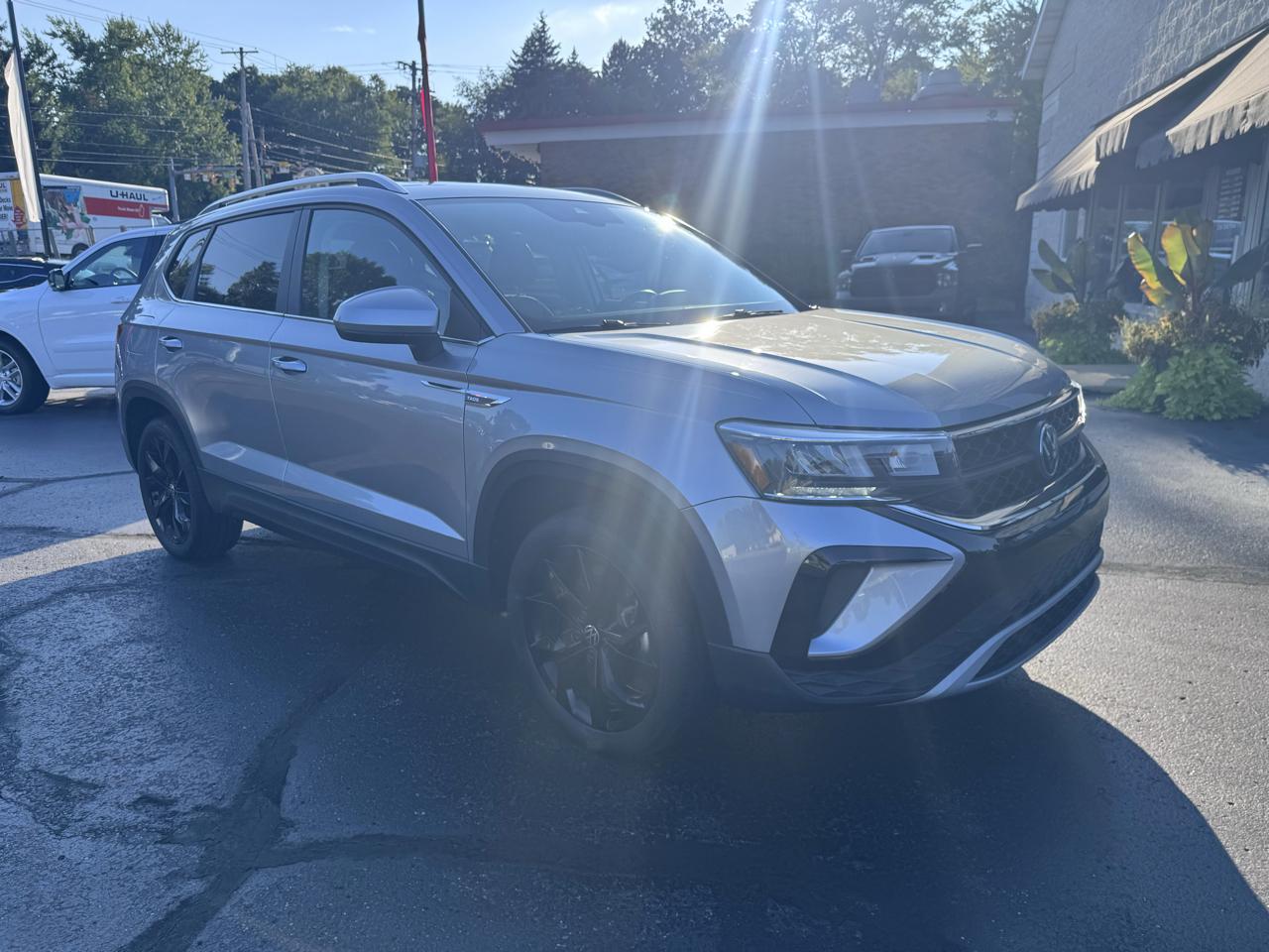 Volkswagen Taos SE FWD 2023