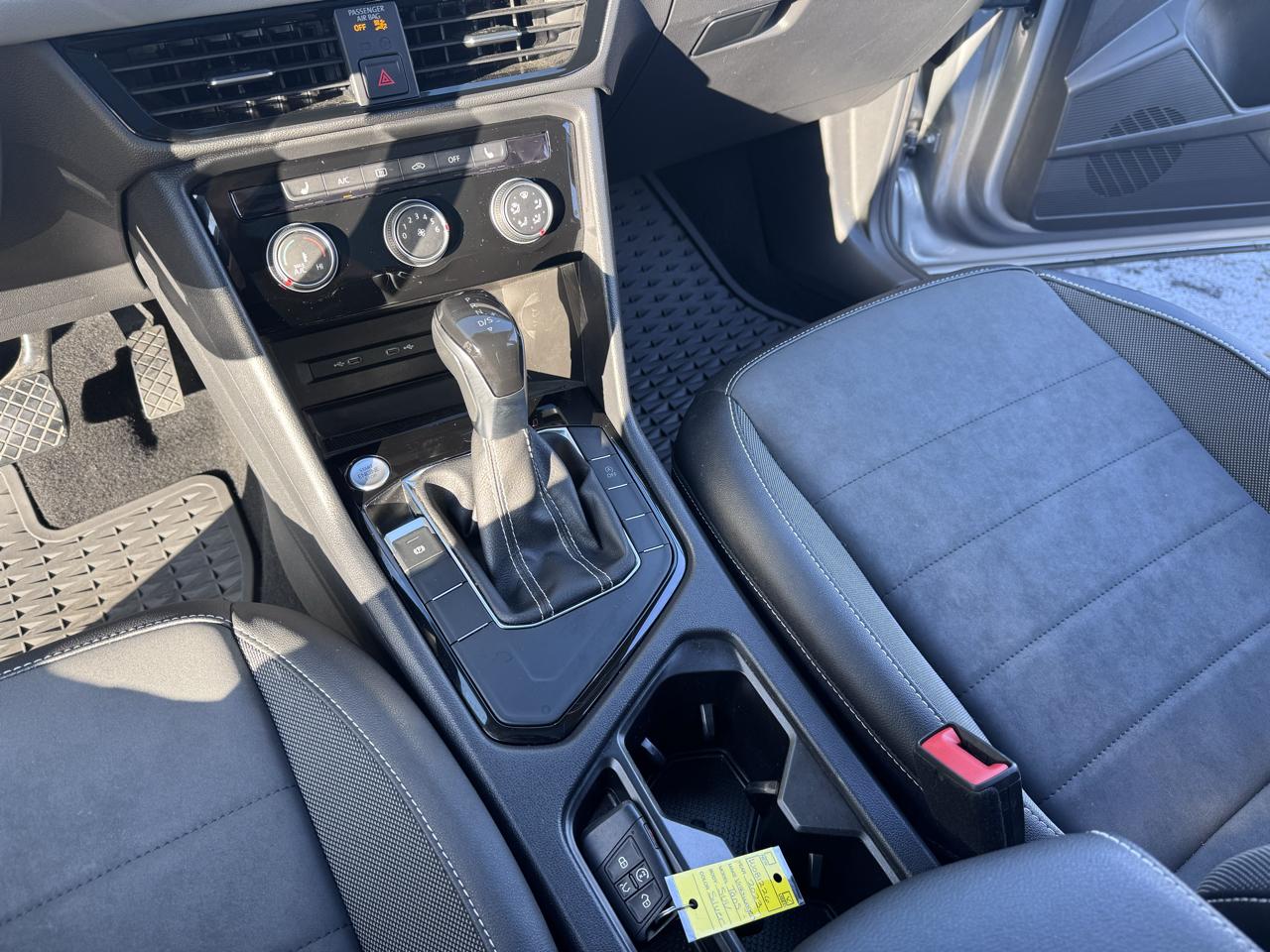 Volkswagen Taos SE FWD 2023