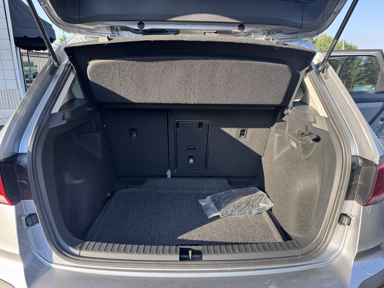 Volkswagen Taos SE FWD 2023