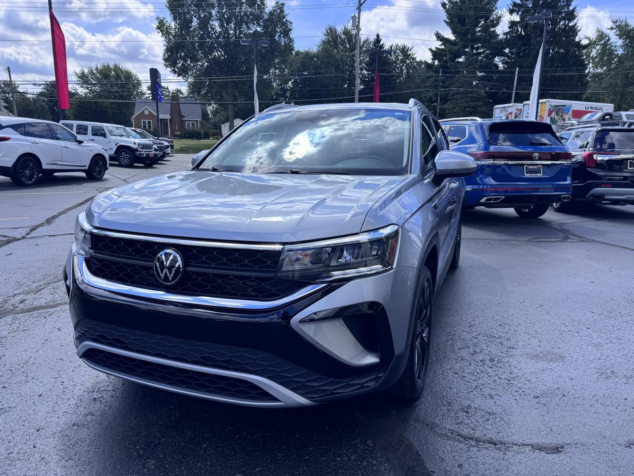 Volkswagen Taos SE FWD 2023
