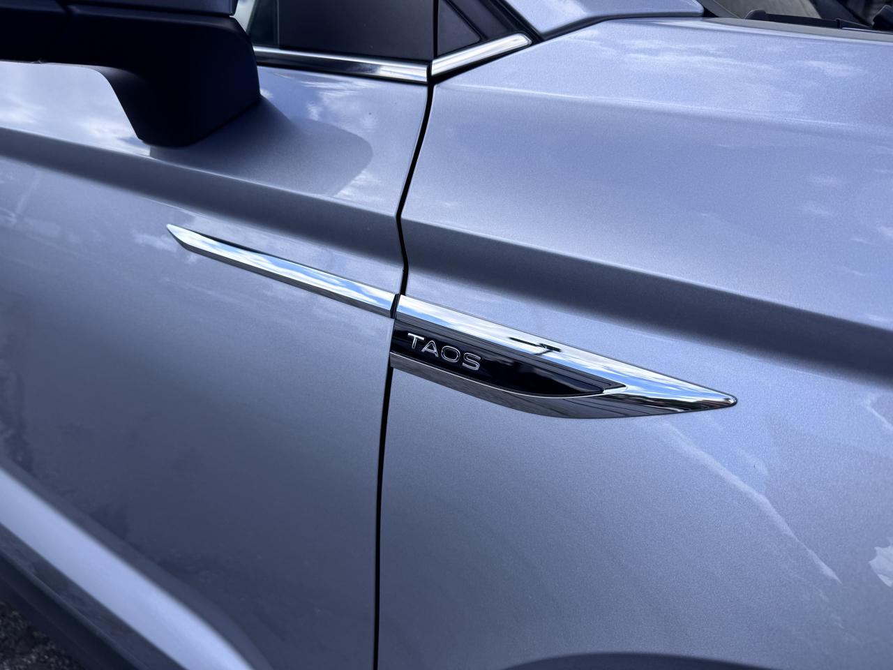 Volkswagen Taos SE FWD 2023