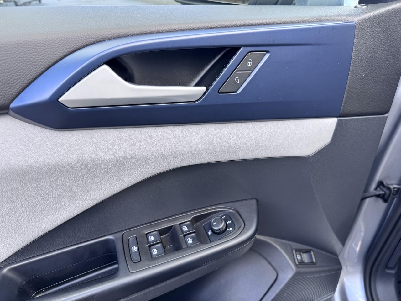 Volkswagen Taos SE FWD 2023