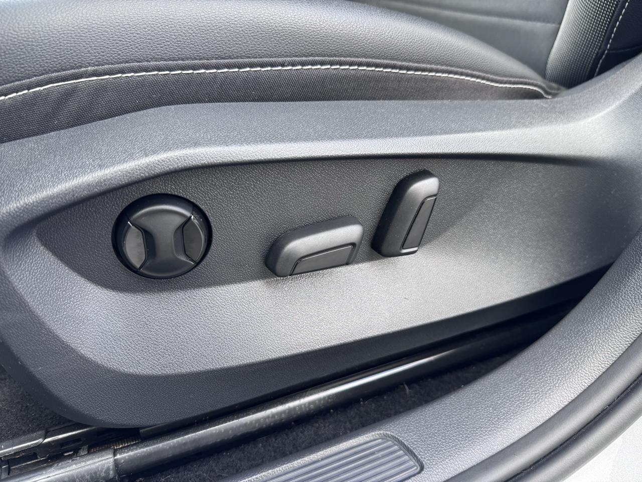 Volkswagen Taos SE FWD 2023
