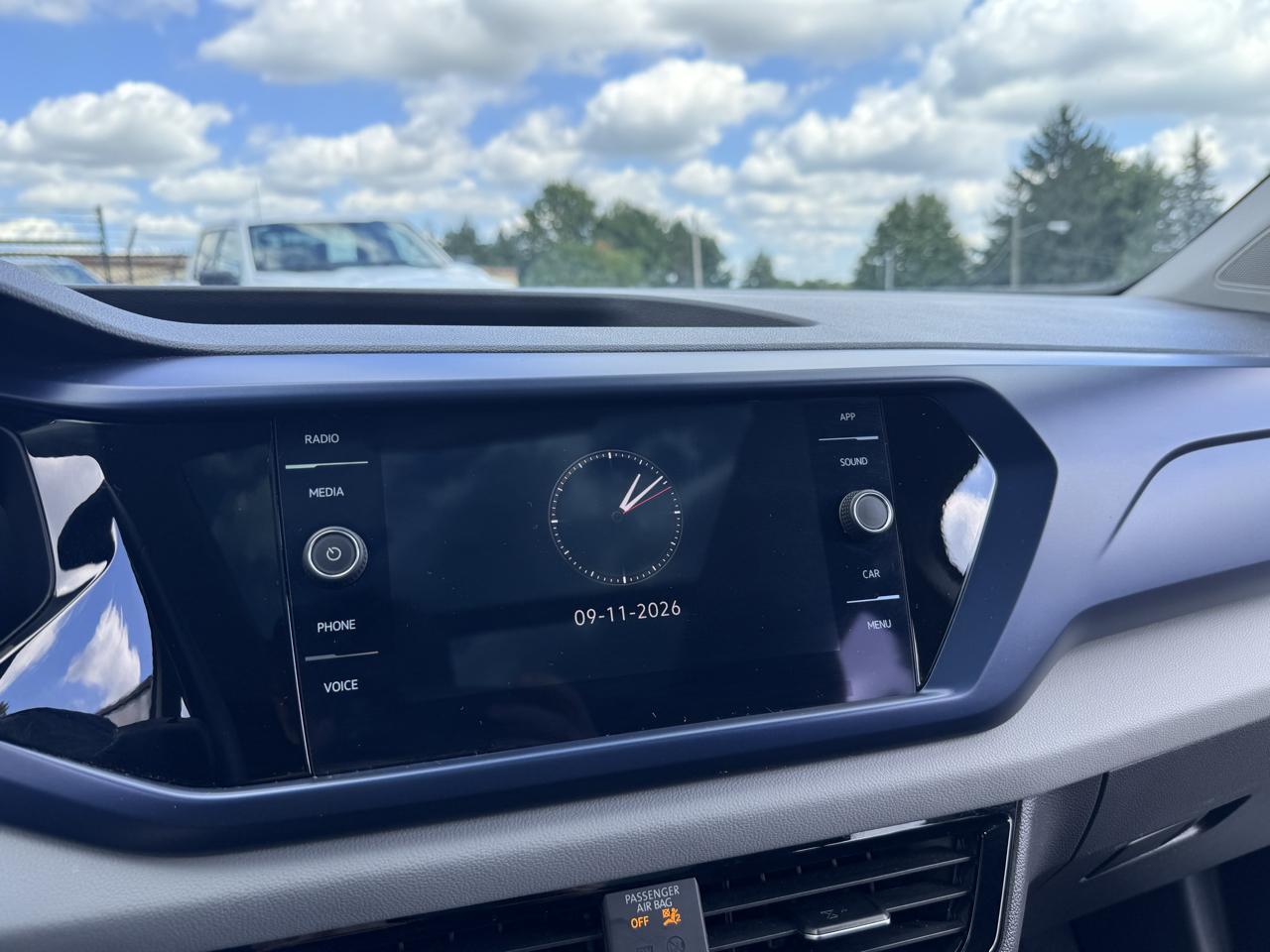 Volkswagen Taos SE FWD 2023
