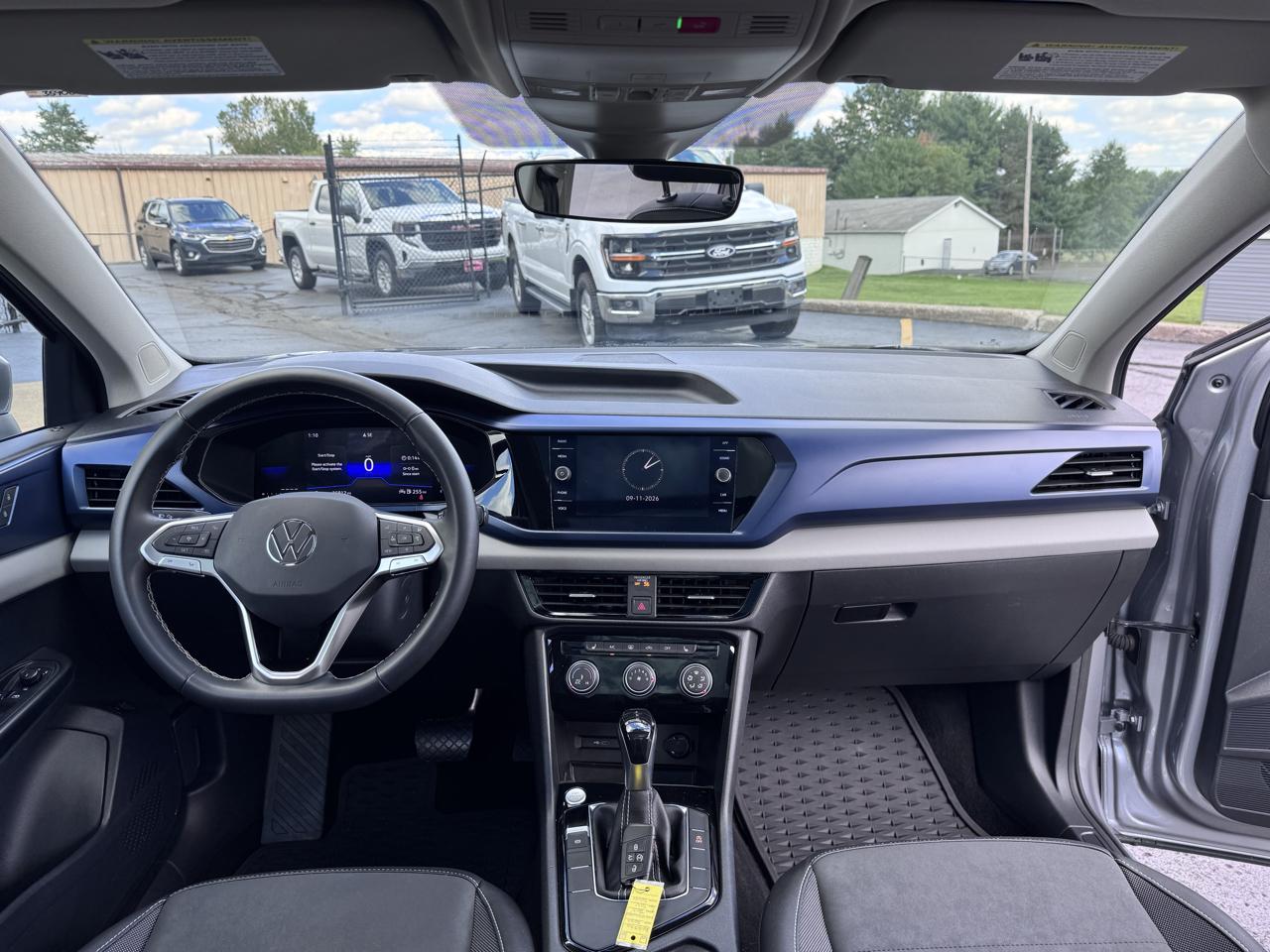 Volkswagen Taos SE FWD 2023