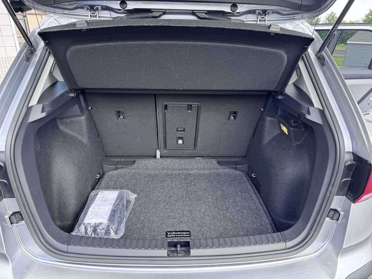 Volkswagen Taos SE FWD 2023