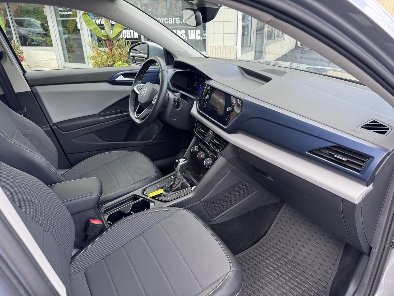 Volkswagen Taos SE FWD 2023