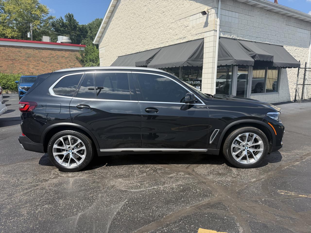 BMW X5 xDrive40i Sports Activity Vehicle 2022