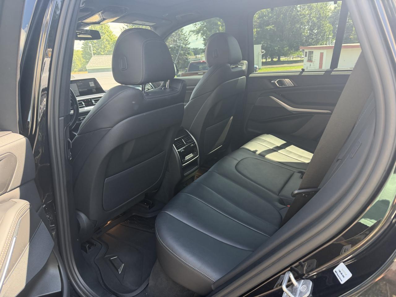 BMW X5 xDrive40i Sports Activity Vehicle 2022