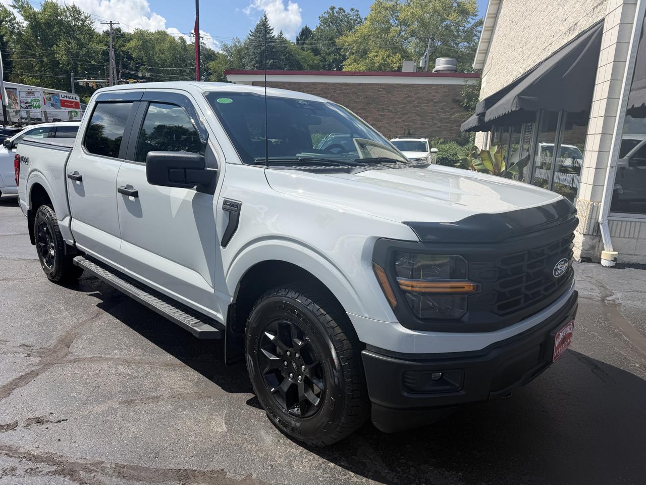 Ford F-150 4WD SuperCrew 145" STX 2024