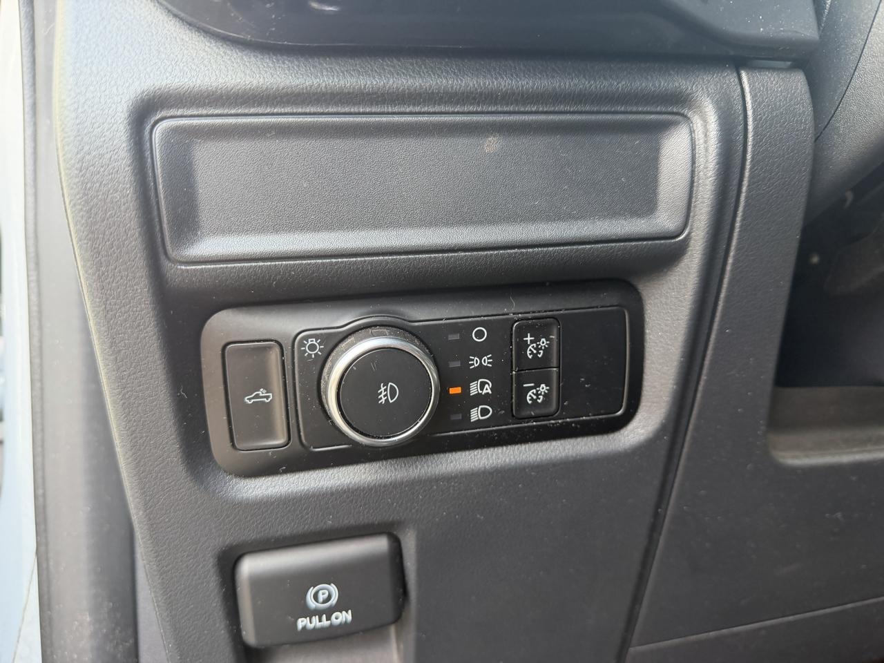 Ford F-150 4WD SuperCrew 145" STX 2024