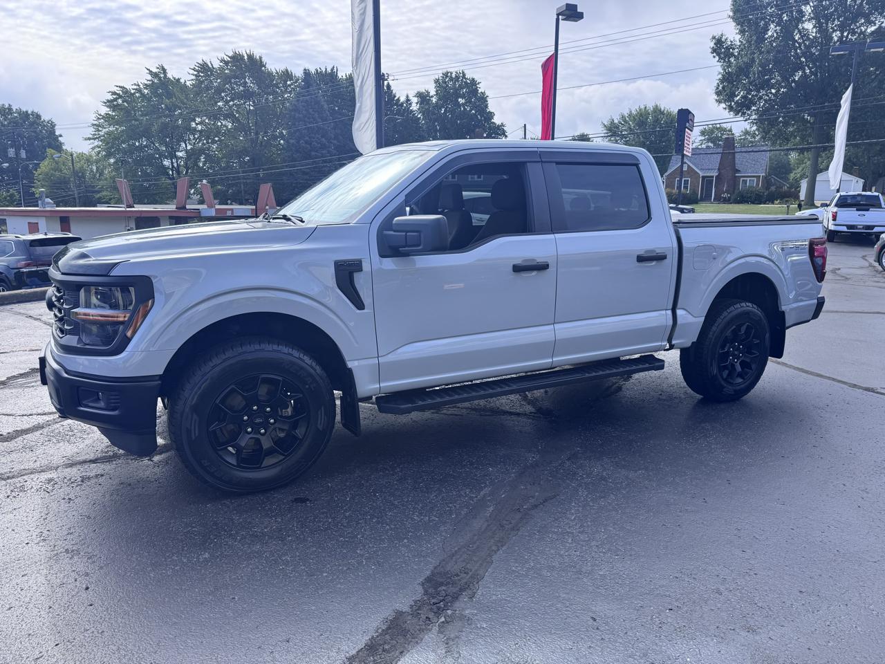 2024 Ford F-150 4WD SuperCrew 145" STX