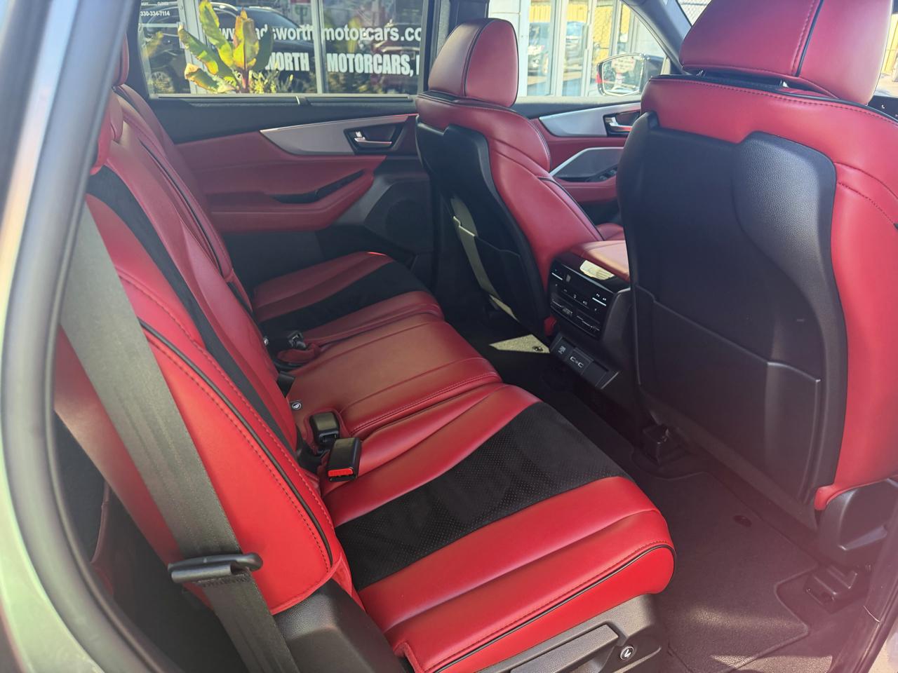 Acura MDX SH-AWD w/A-Spec Package 2024