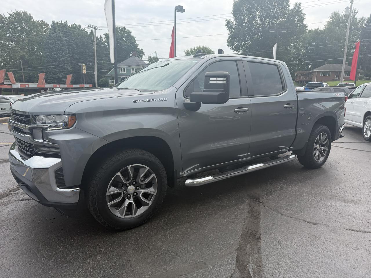 Chevrolet Silverado 1500 4WD Crew Cab 147" LT w/1LT 2021