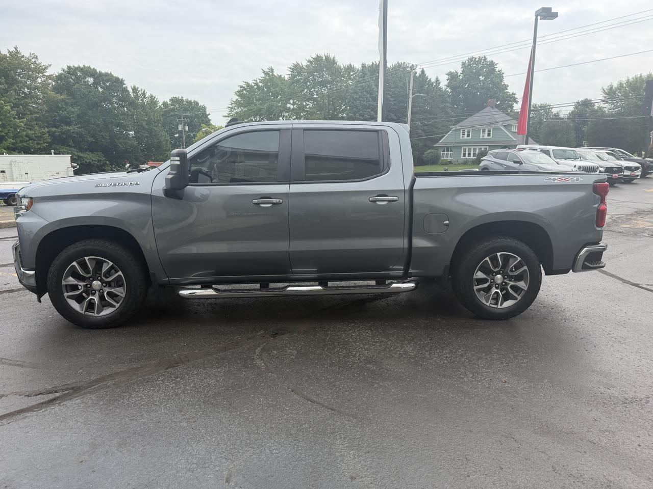 Chevrolet Silverado 1500 4WD Crew Cab 147" LT w/1LT 2021