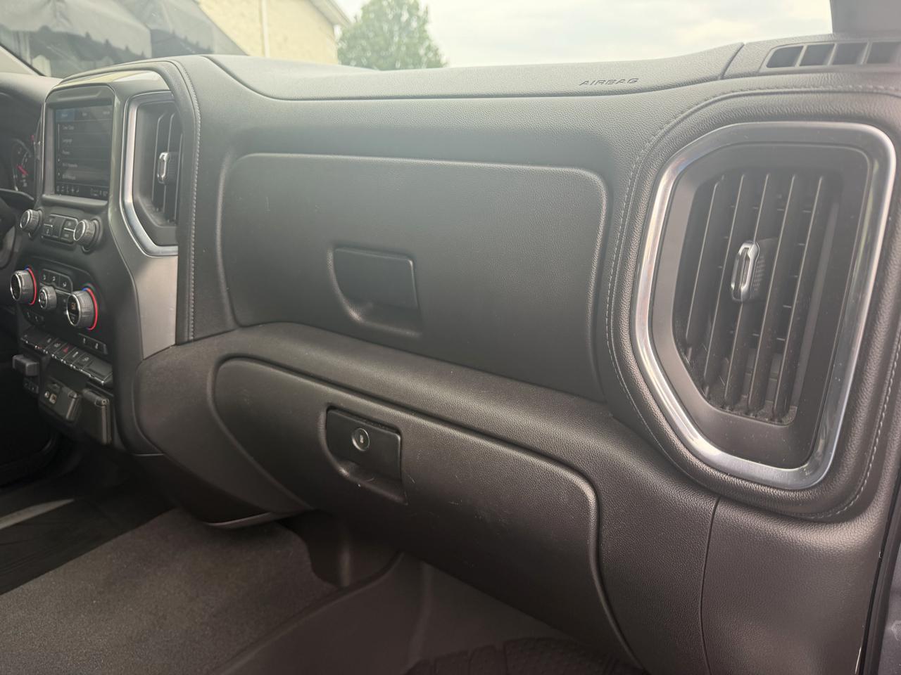 Chevrolet Silverado 1500 4WD Crew Cab 147" LT w/1LT 2021