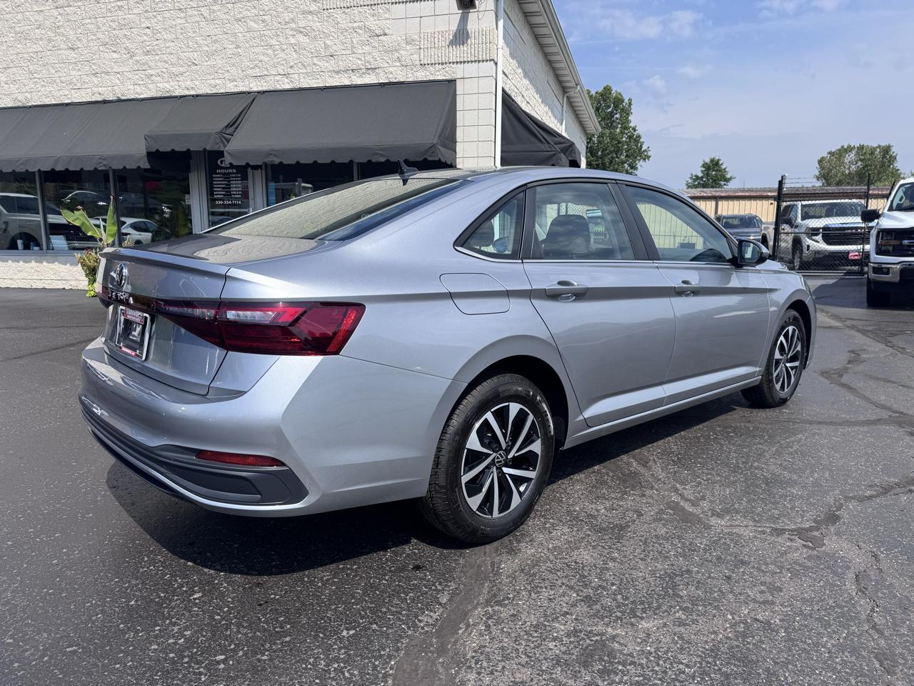 Volkswagen Jetta S Auto 2026
