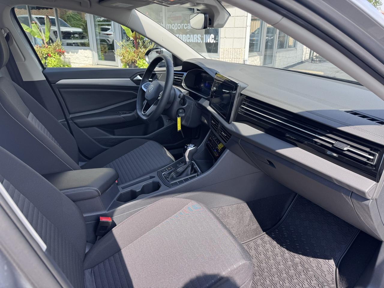 Volkswagen Jetta S Auto 2026