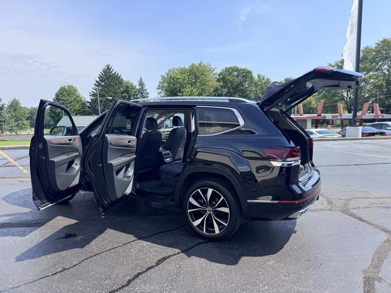 Volkswagen Atlas 2.0T SEL Premium R-Line 4MOTION 2026