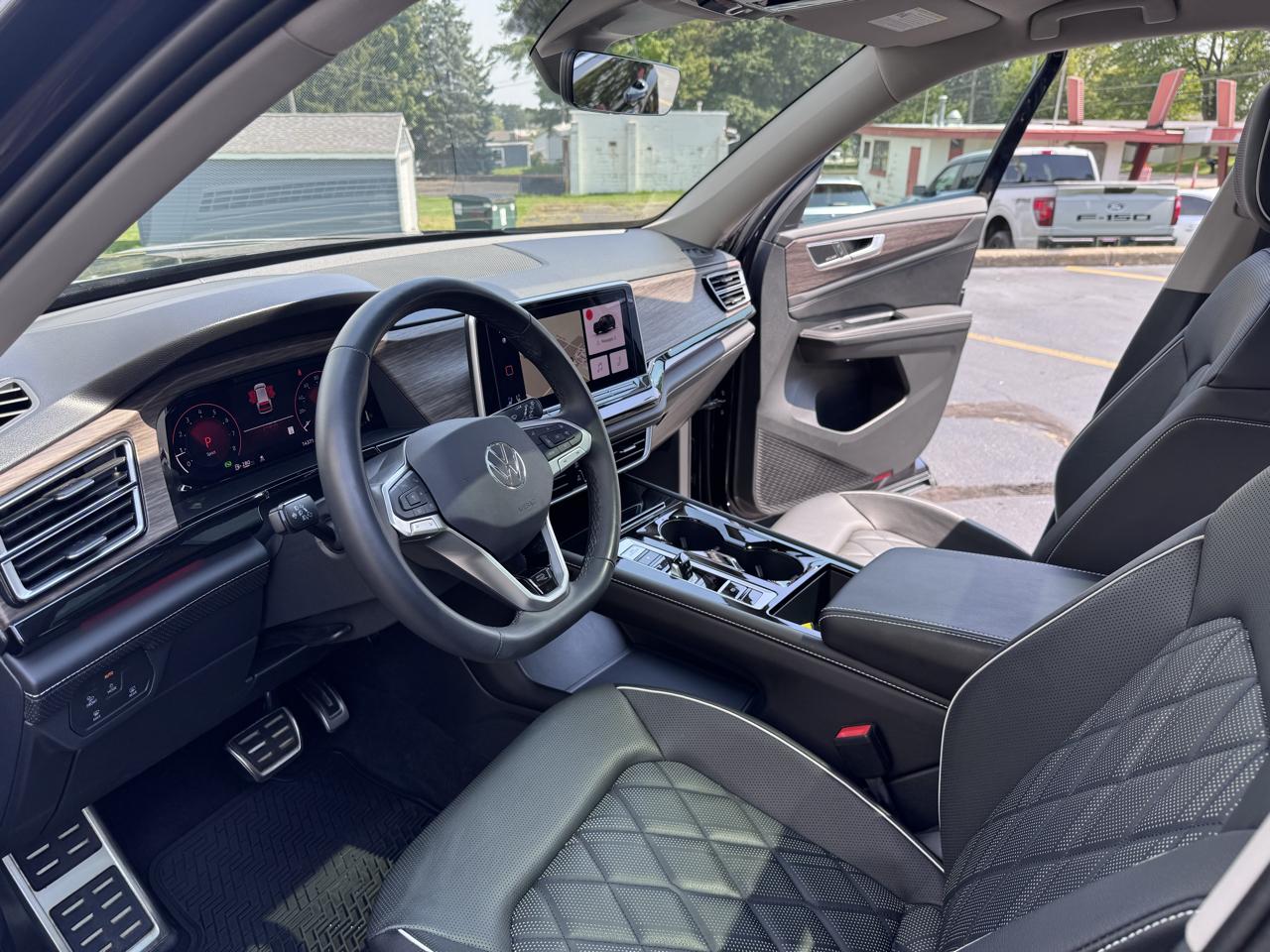 Volkswagen Atlas 2.0T SEL Premium R-Line 4MOTION 2026
