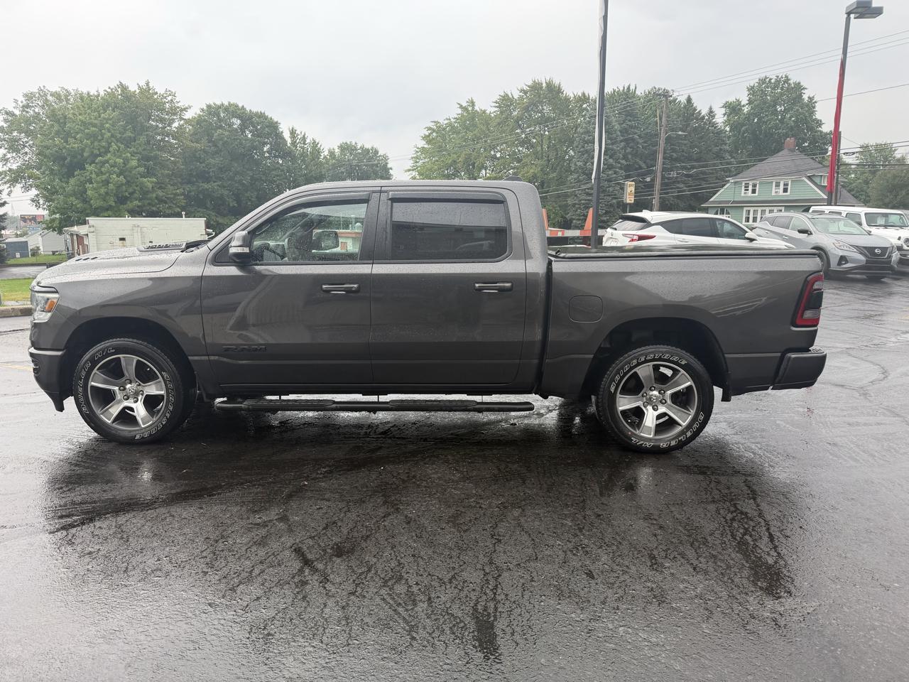 RAM 1500 Sport 4x4 Crew Cab 5'7" Box 2021