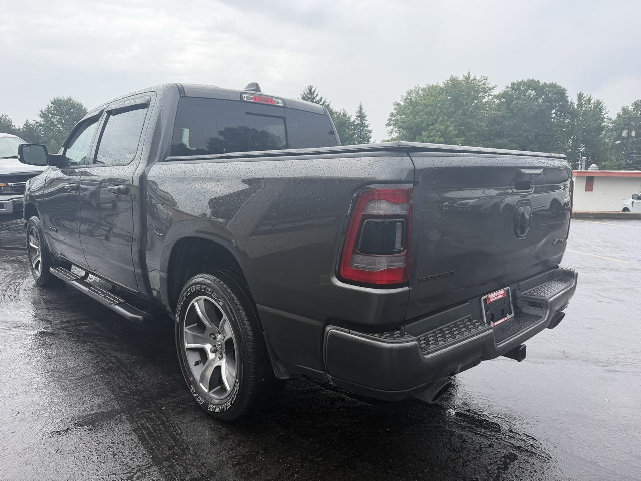 RAM 1500 Sport 4x4 Crew Cab 5'7" Box 2021