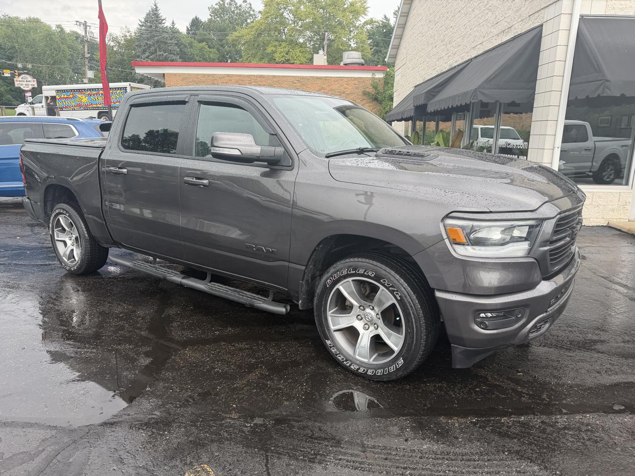 RAM 1500 Sport 4x4 Crew Cab 5'7" Box 2021