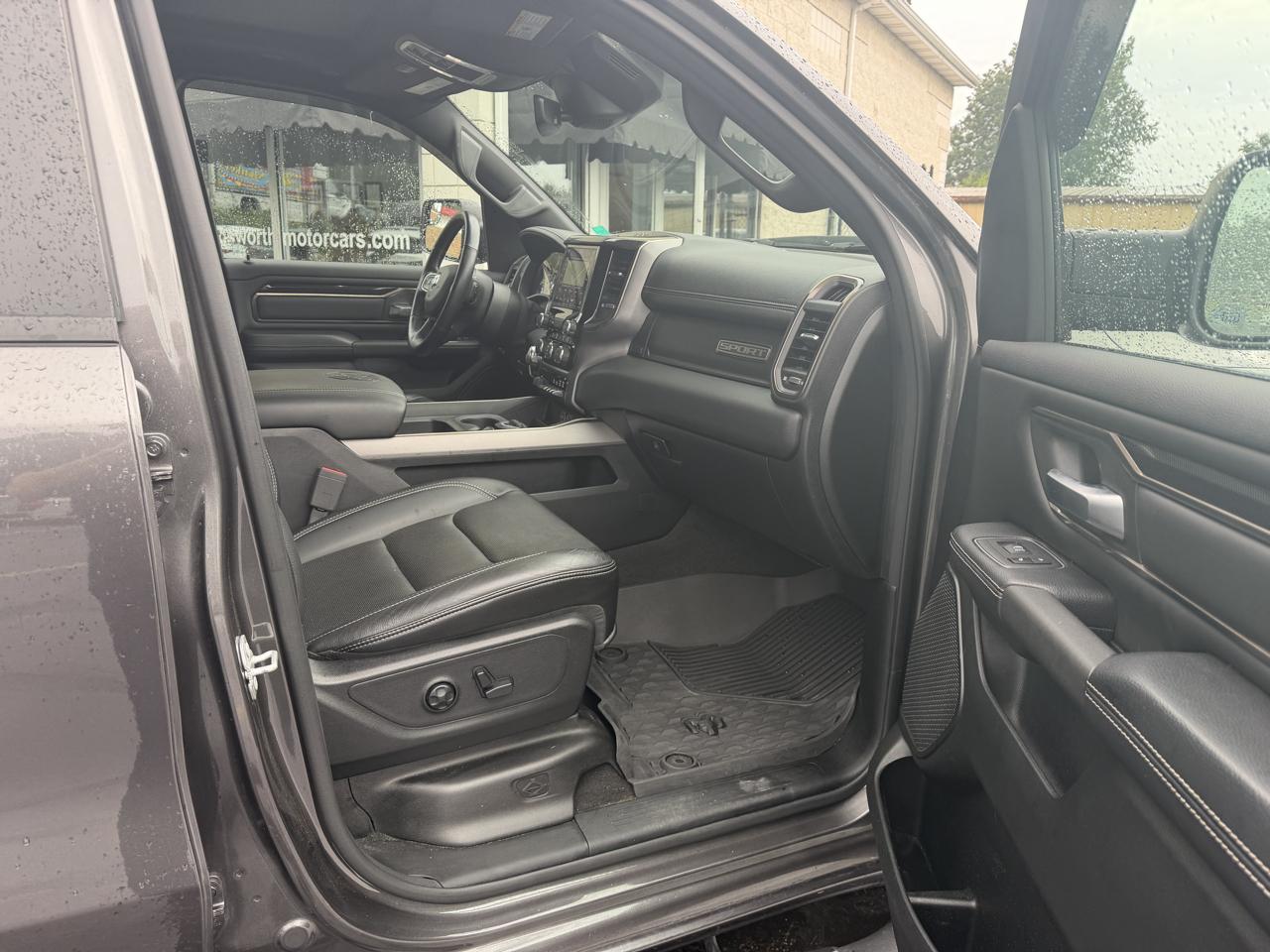 RAM 1500 Sport 4x4 Crew Cab 5'7" Box 2021