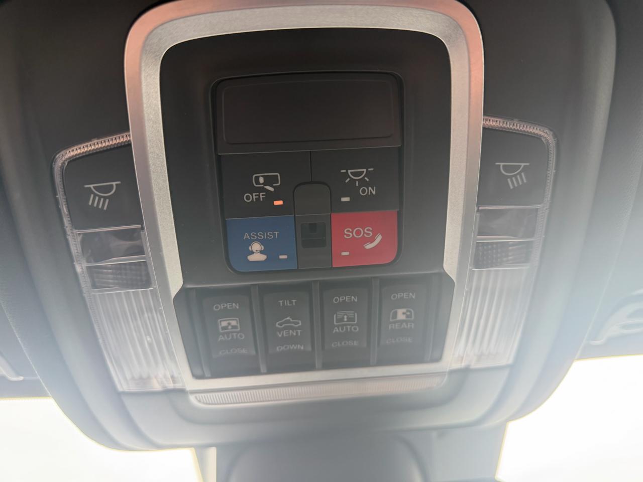 RAM 1500 Sport 4x4 Crew Cab 5'7" Box 2021