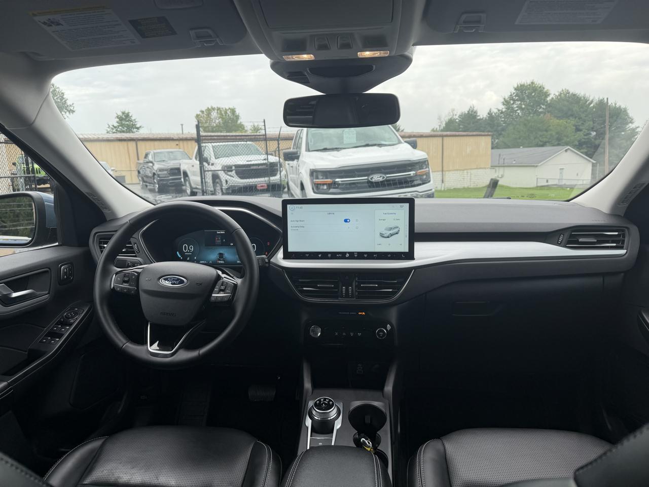 Ford Escape Platinum AWD 2025