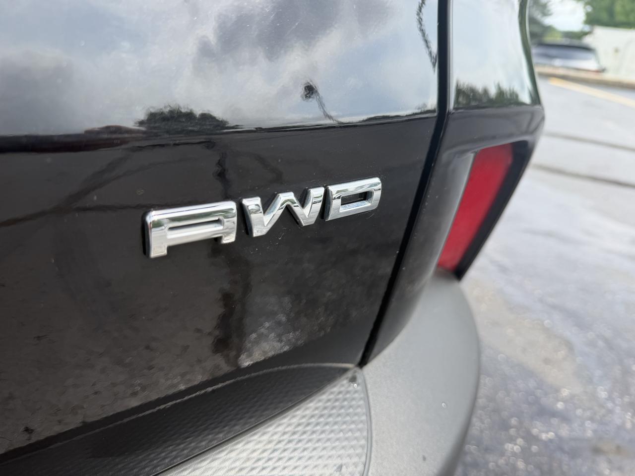 Ford Escape Platinum AWD 2025